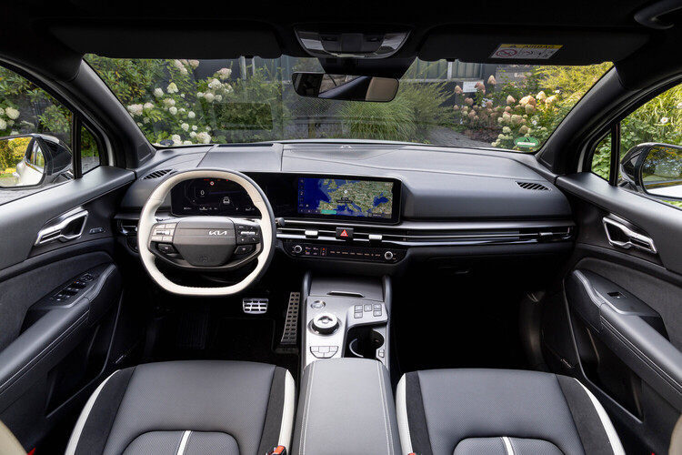 KIA_Sportage_GT-Line_interior_07