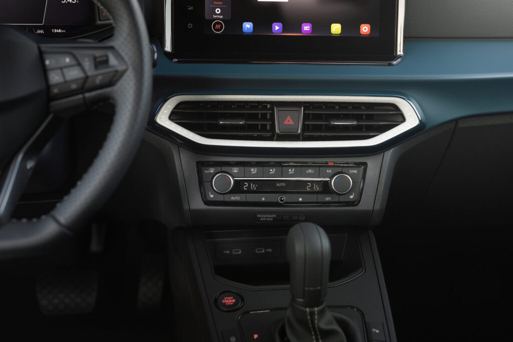new_seat_arona_style_21