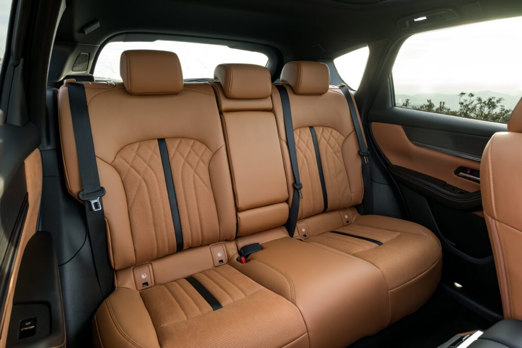 2026_mazda_cx-60_spain_pg_int_11_lowres