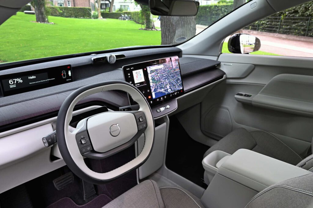 Volvo_EX60 (36)