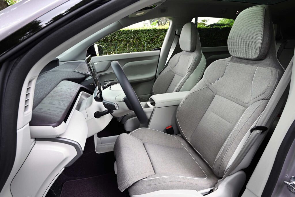 Volvo_EX60 (47)