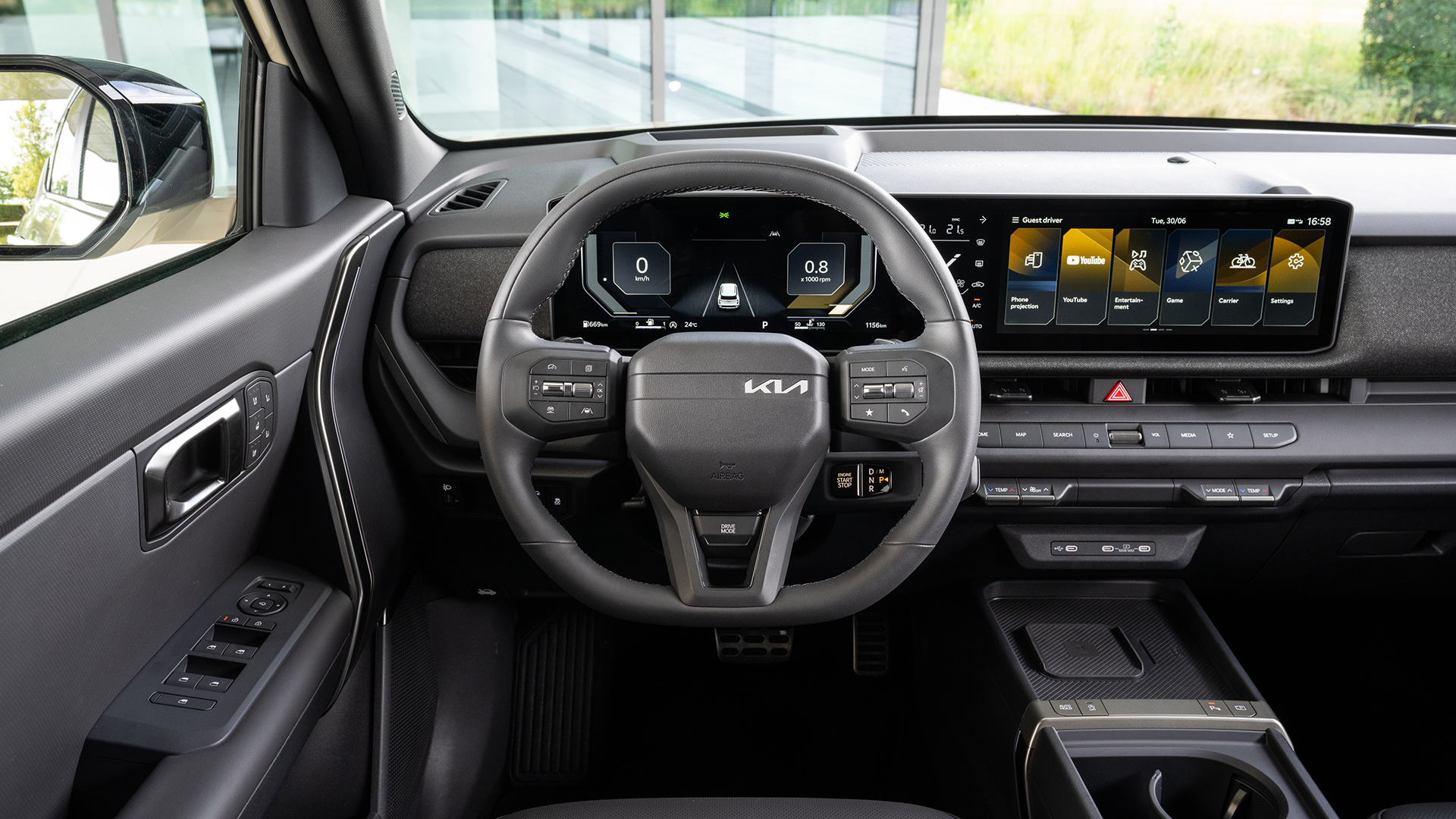 kia_seltos_x-line_awd_tan_beige_interior_digital_1920x1080-002