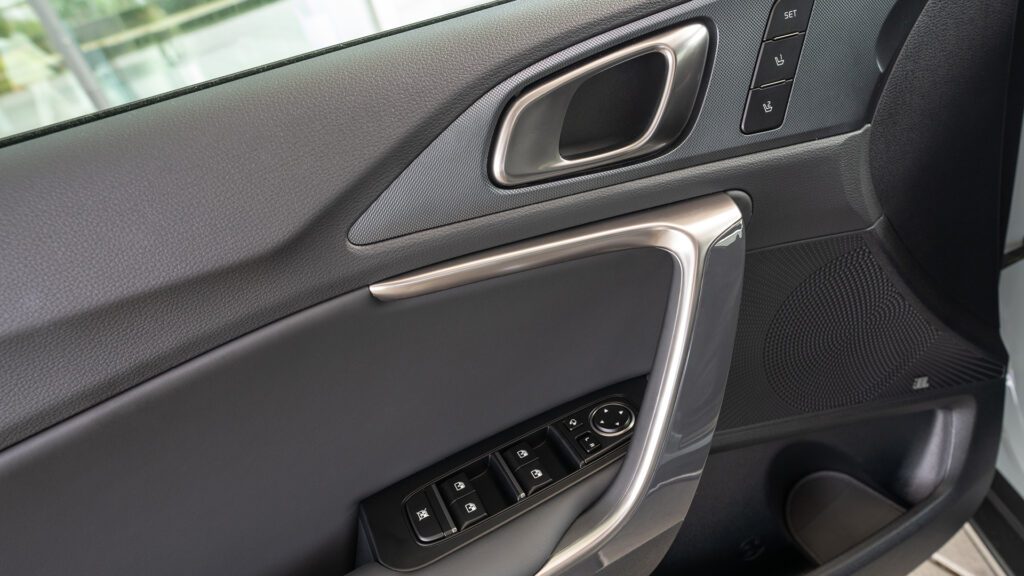 kia_xceed_morning-haze_interior_digital_1920x1080-008