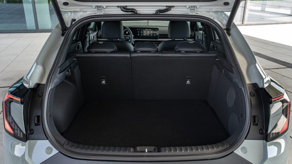 kia_xceed_morning-haze_interior_digital_1920x1080-024